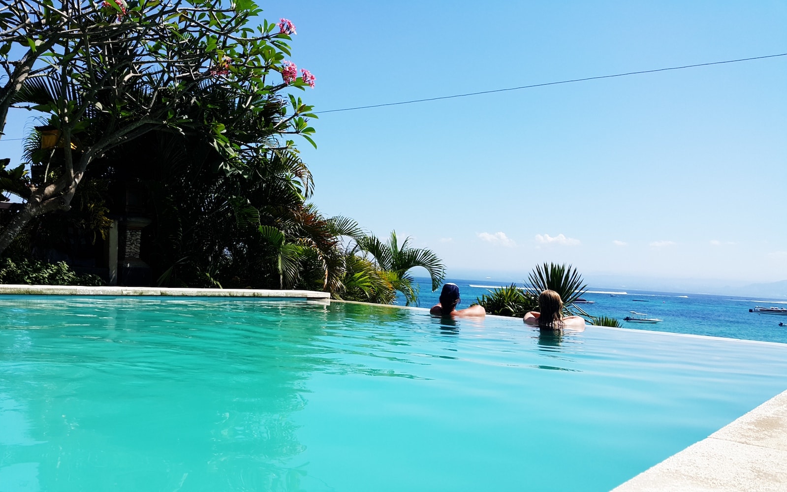 Nusa Lembongan Surf Resort pool area