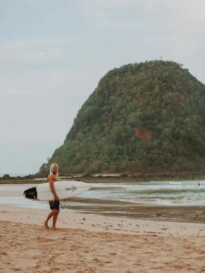 15 DAY ISLAND HOPPER SURF ADVENTURE