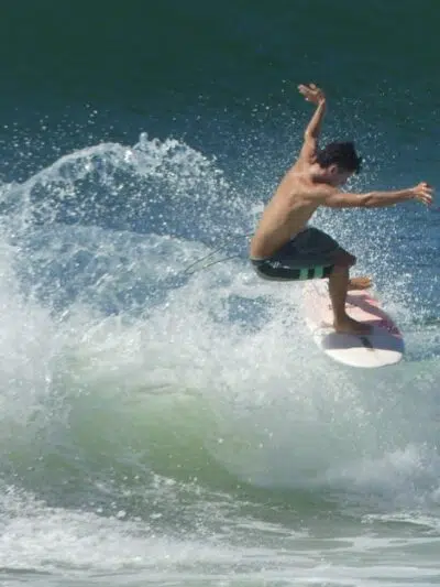 3 MONTH SURF ACADEMY INSTRUCTOR COURSE AUSTRALIA