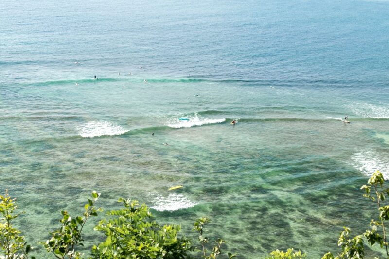 6 Reason’s to learn to surf in Indo! 