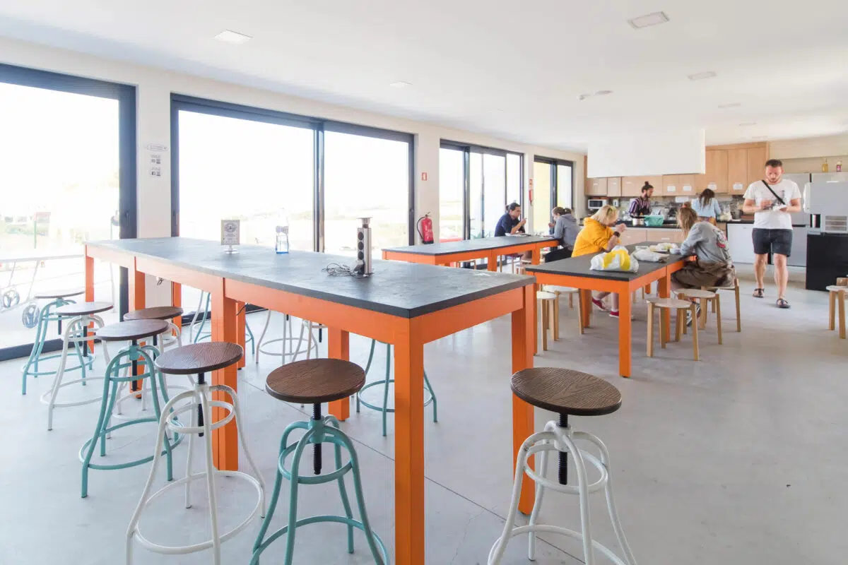 SURF & STAY ERICEIRA - Image 16