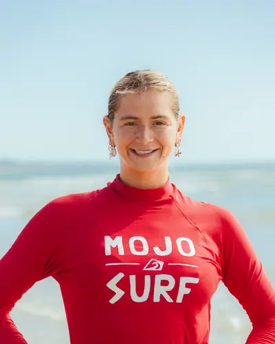 Jess, Mojosurf surf instructor in Australia